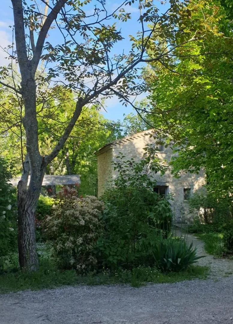 Les Maisons De Chante Oiseau Sigonce 3*,